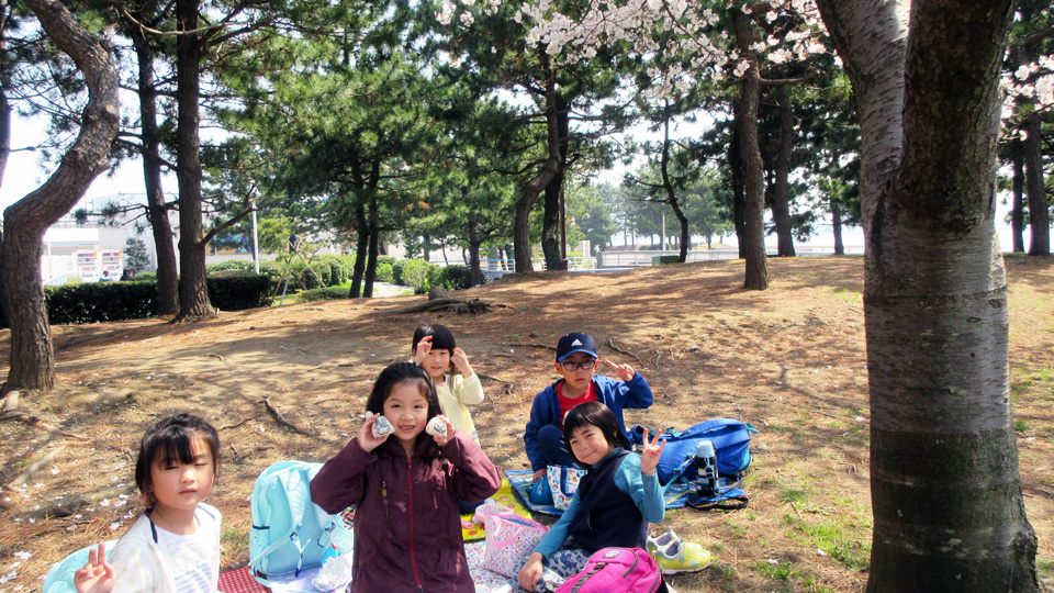 遠足 （ふるさと公園）